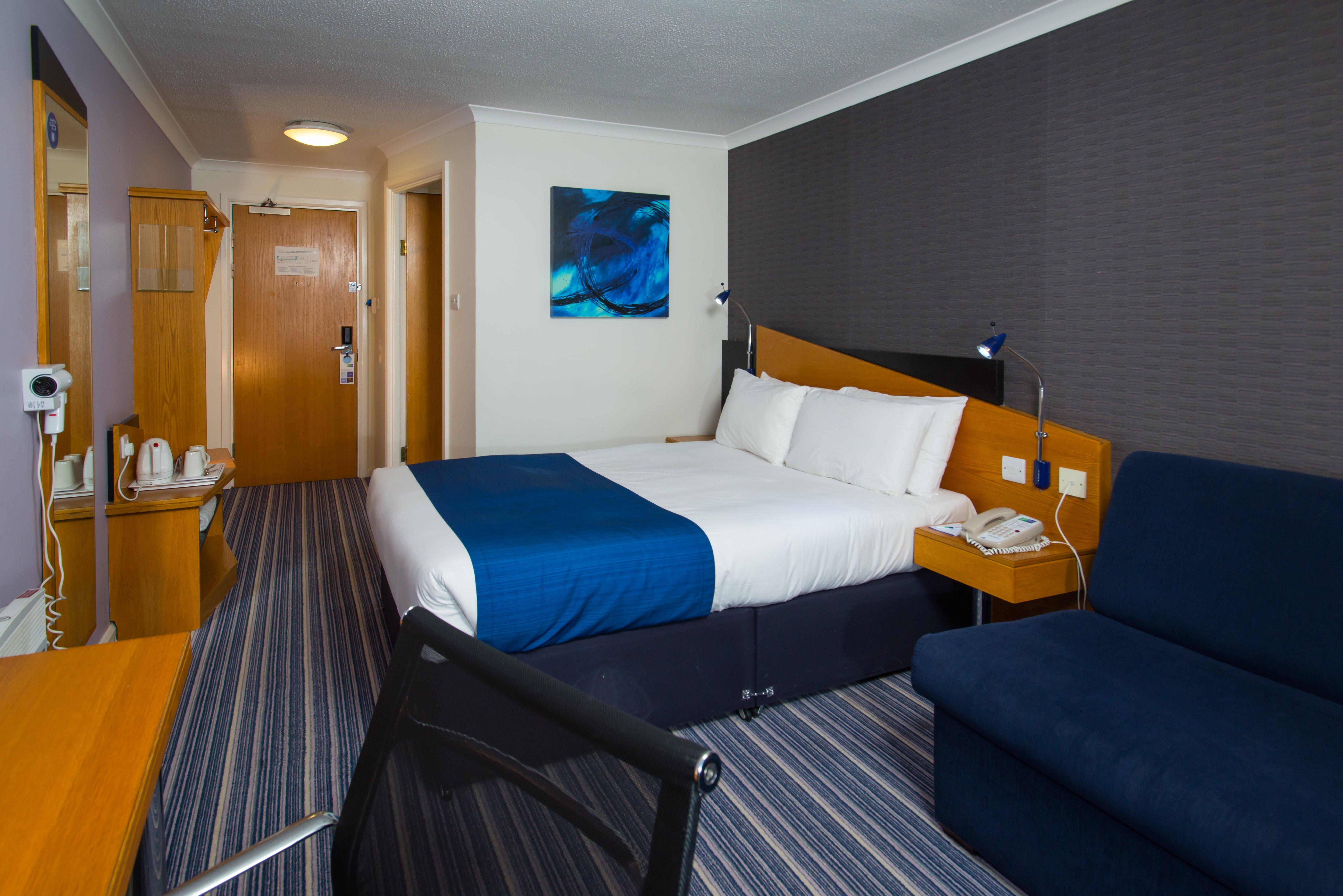 Holiday Inn Express Northampton - South By Ihg Luaran gambar